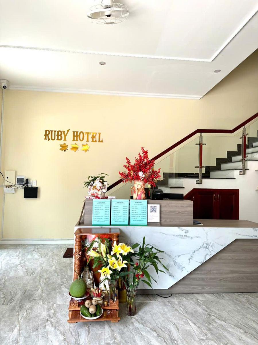 RUBY HOTEL - Hizvo