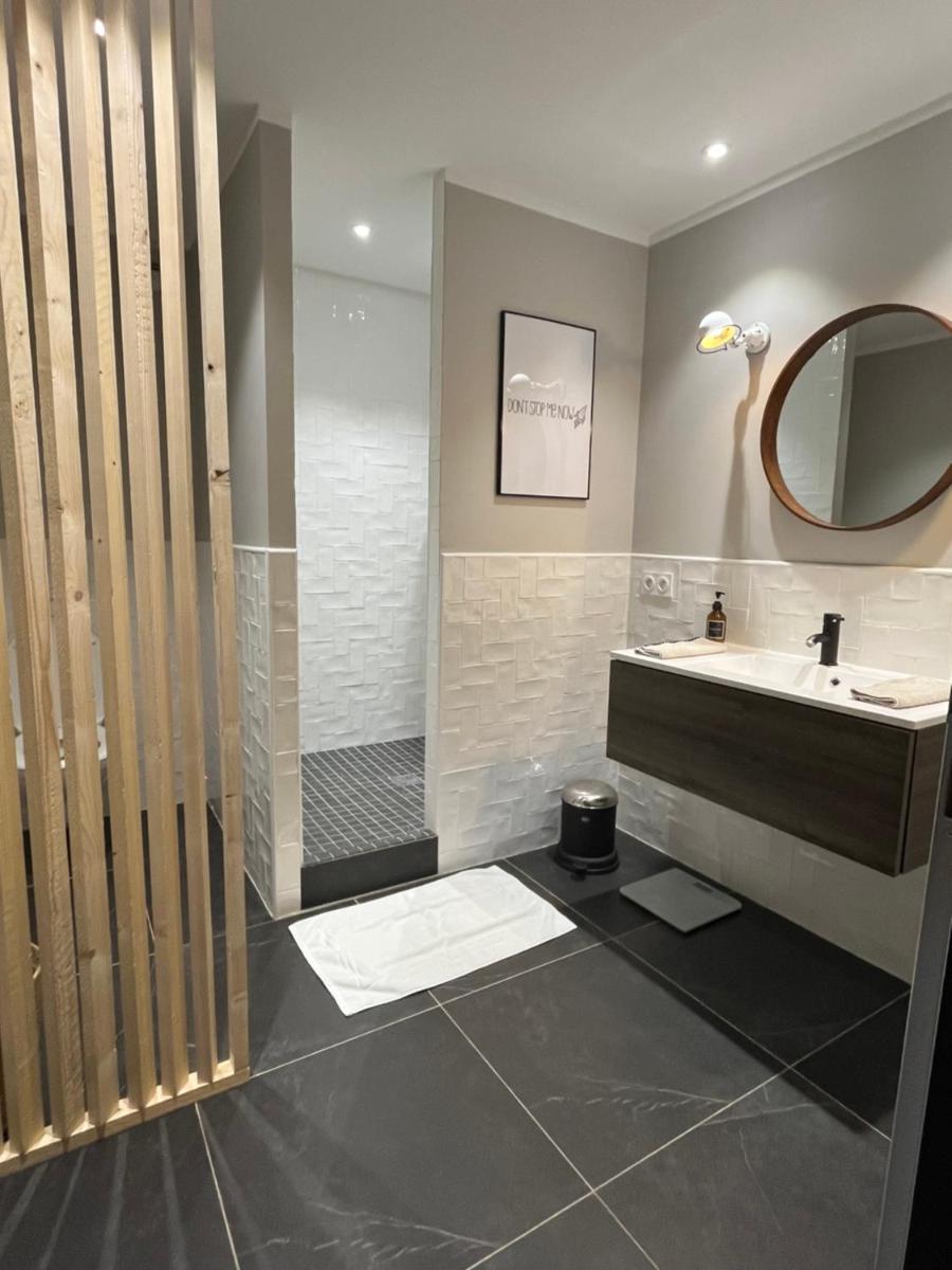 Family house Bordeaux centre, pool, garden, air conditioning - Housity