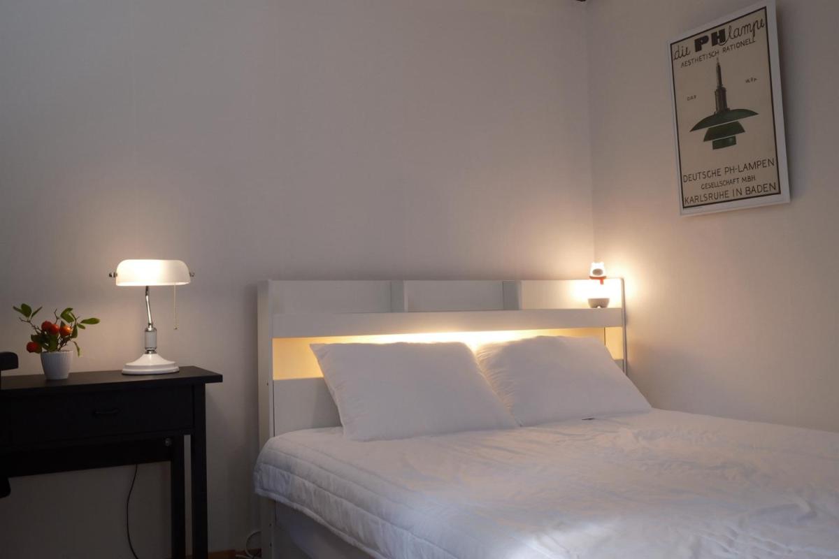Lay House - Housity
