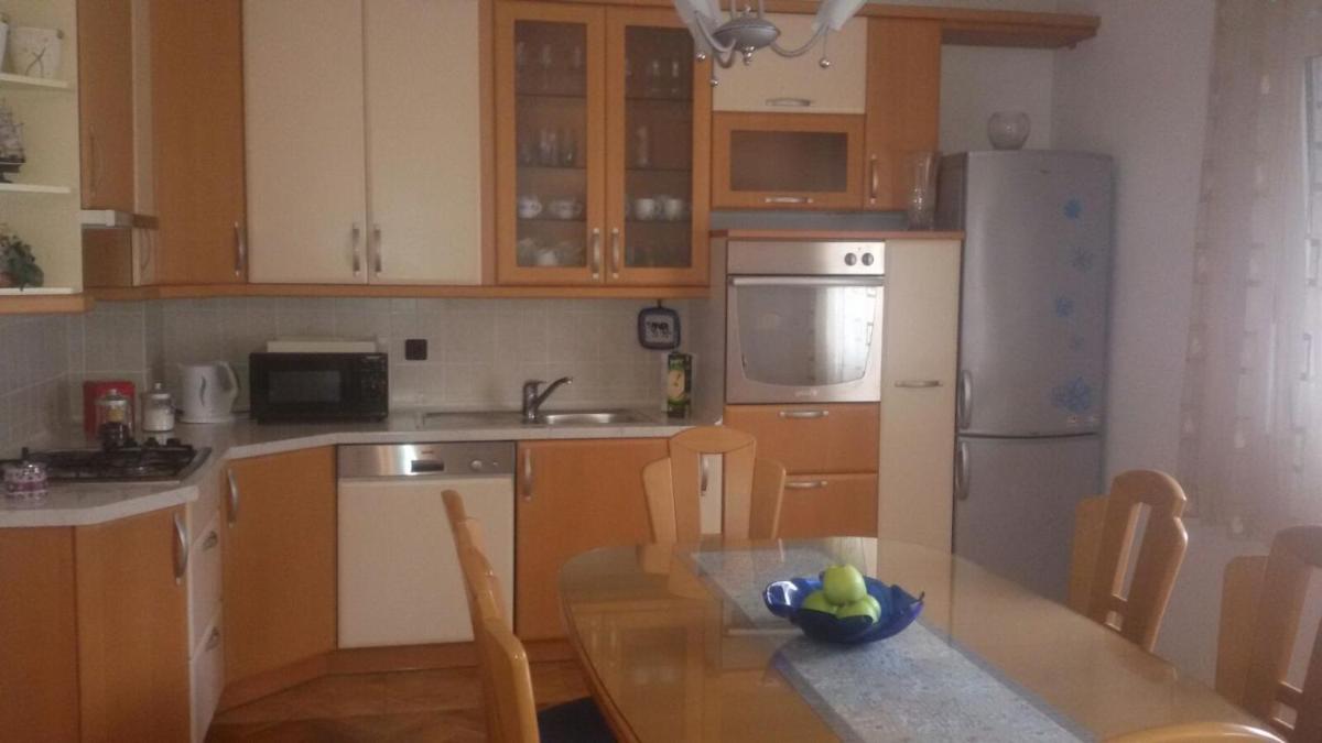 Apartment Rose - Housity