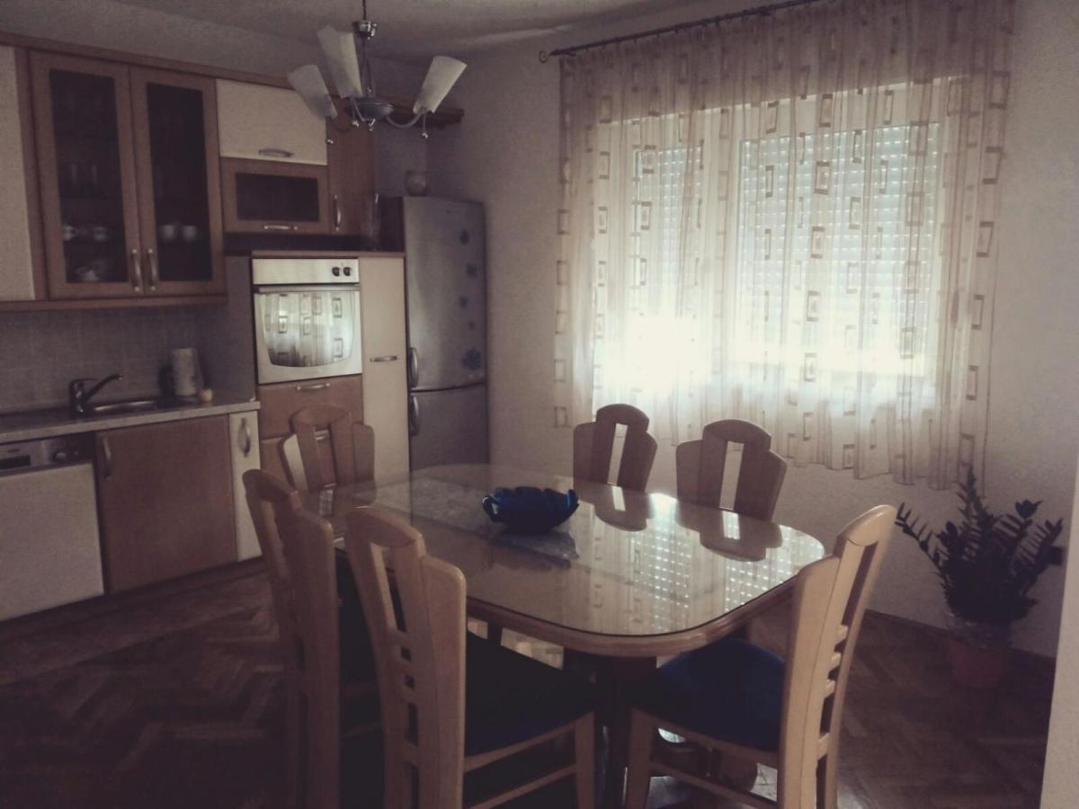 Apartment Rose - Housity