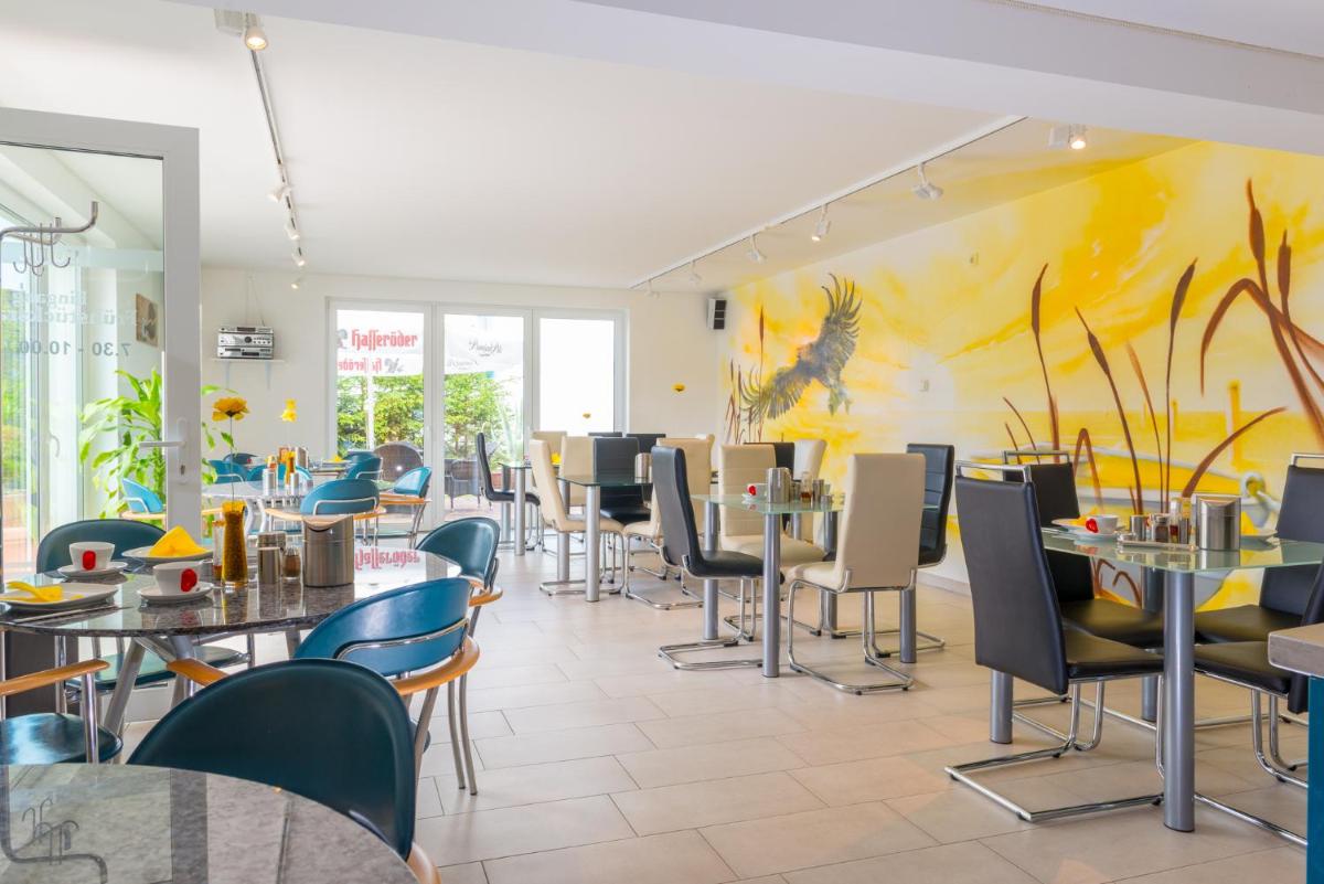 Hotel Am Müritzhafen garni - Housity