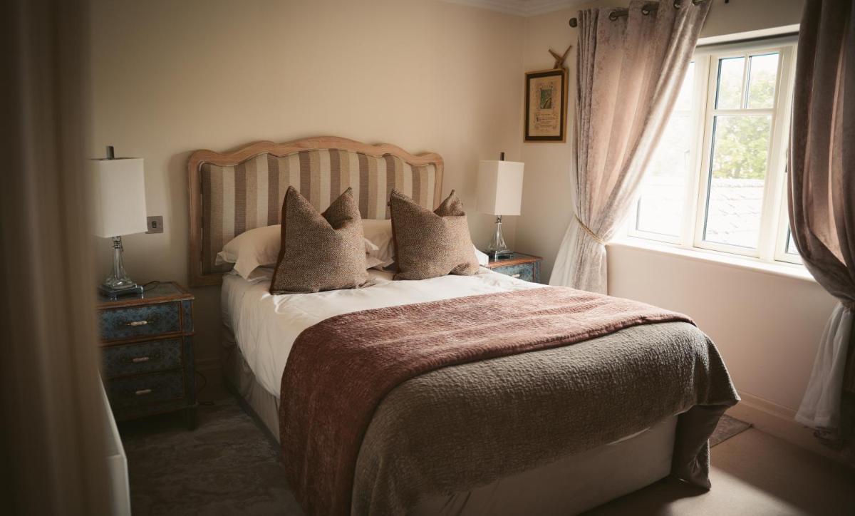 Keenans Boutique Hotel - Housity