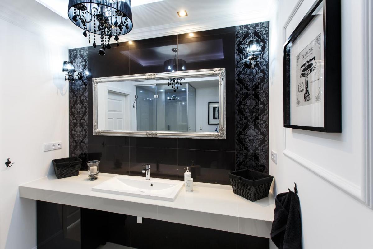 Apartamenty Sienkiewicza - bezpłatny parking, centrum, park, fv - Housity