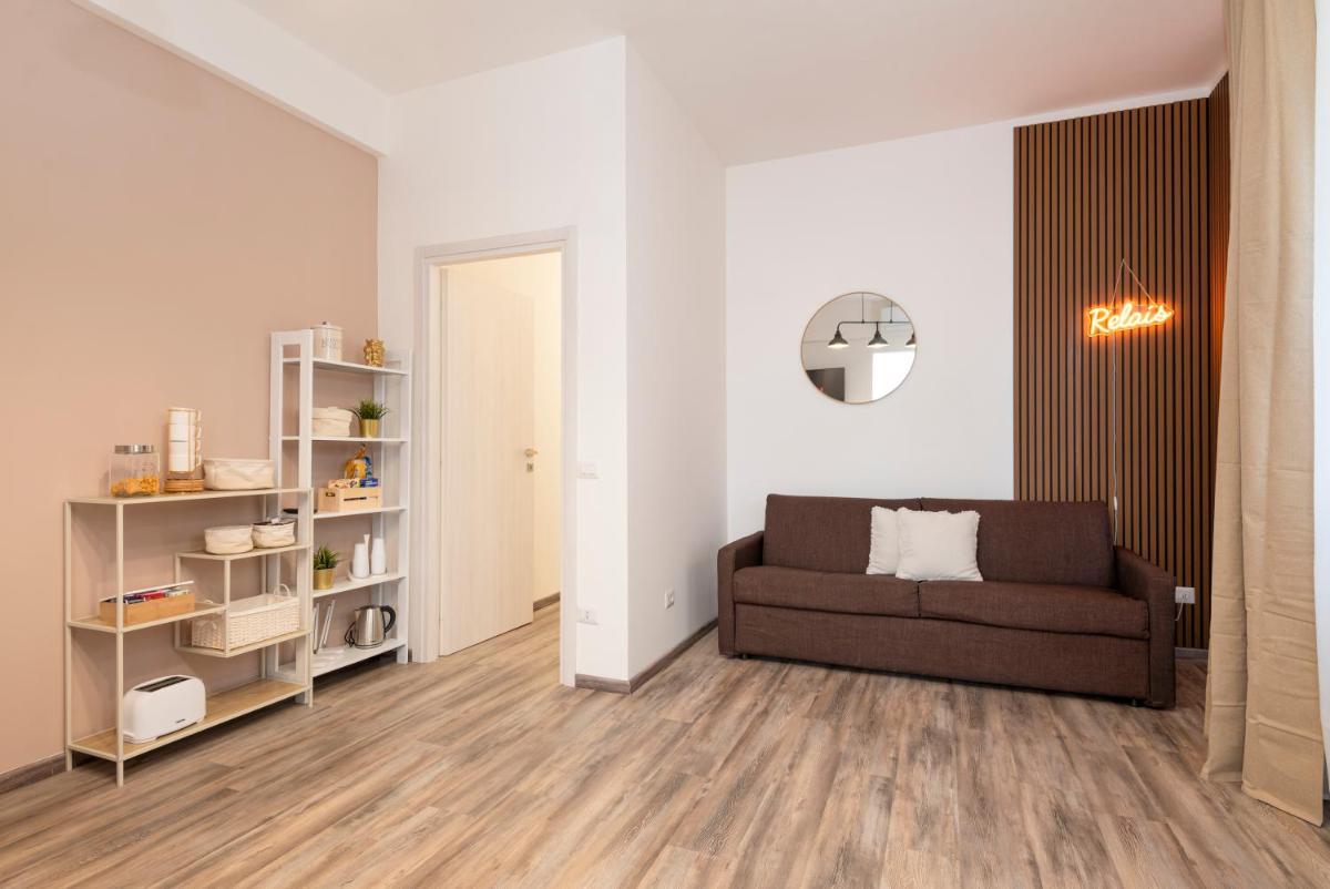 Relais Seriate,10 min Airport Milano-Bergamo, Parking Free e Air Conditioning - Housity
