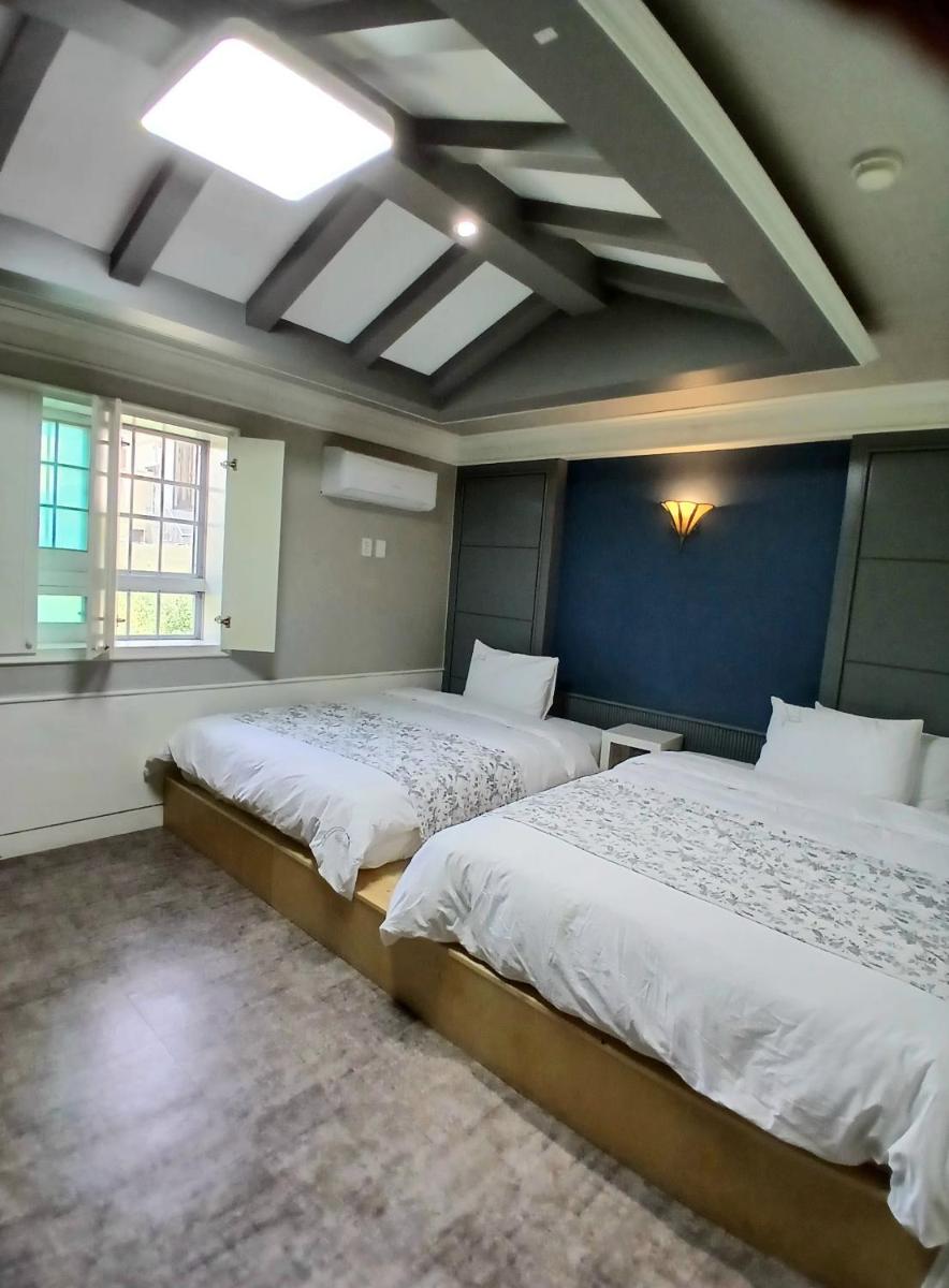 Hill Motel - Housity