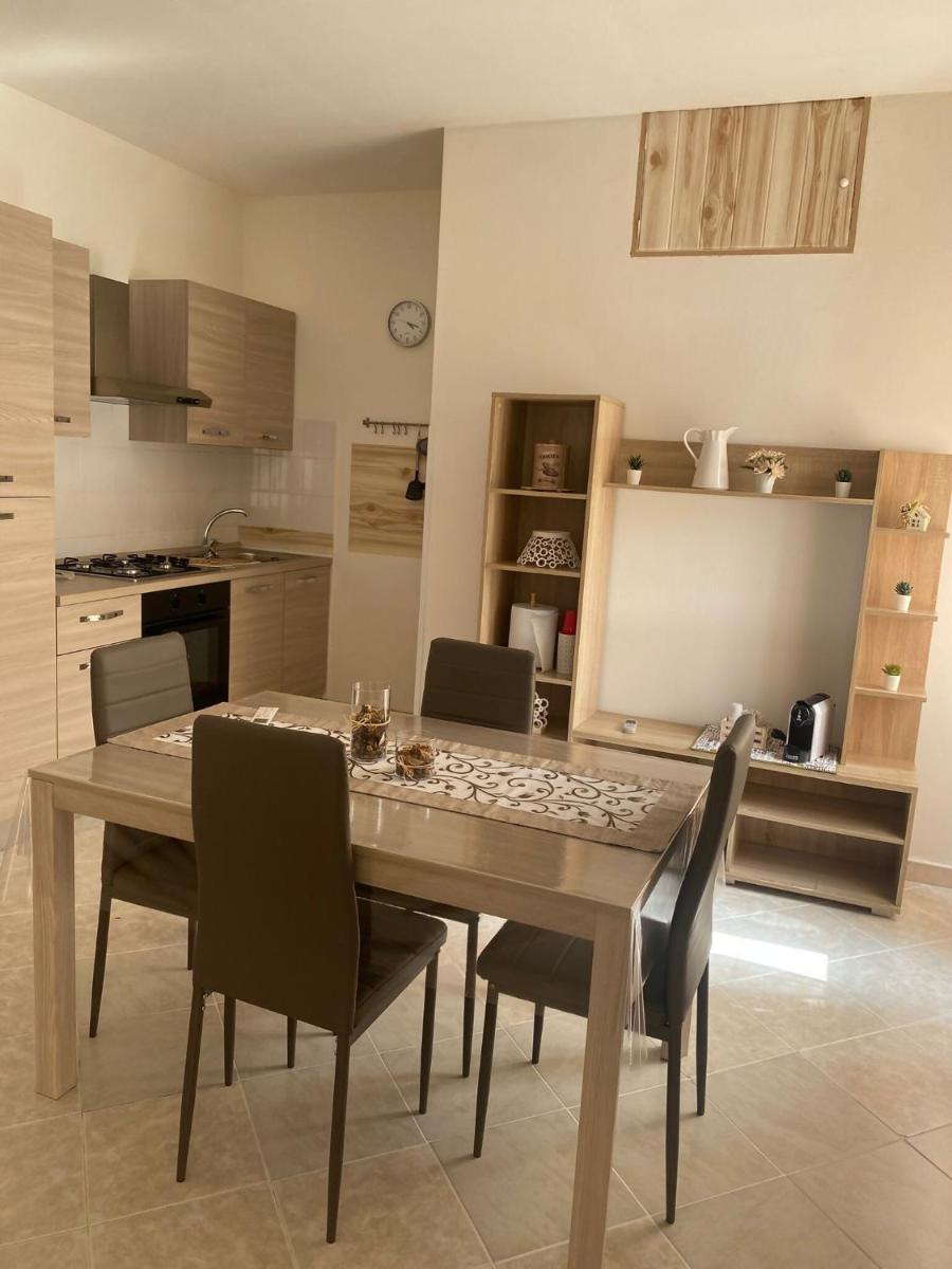 Casetta Emy Nettuno Beach - Housity