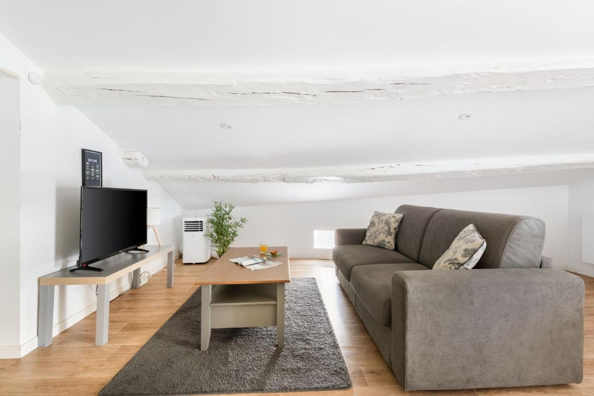 FOREZ - Appartement atypique et authentique - Housity