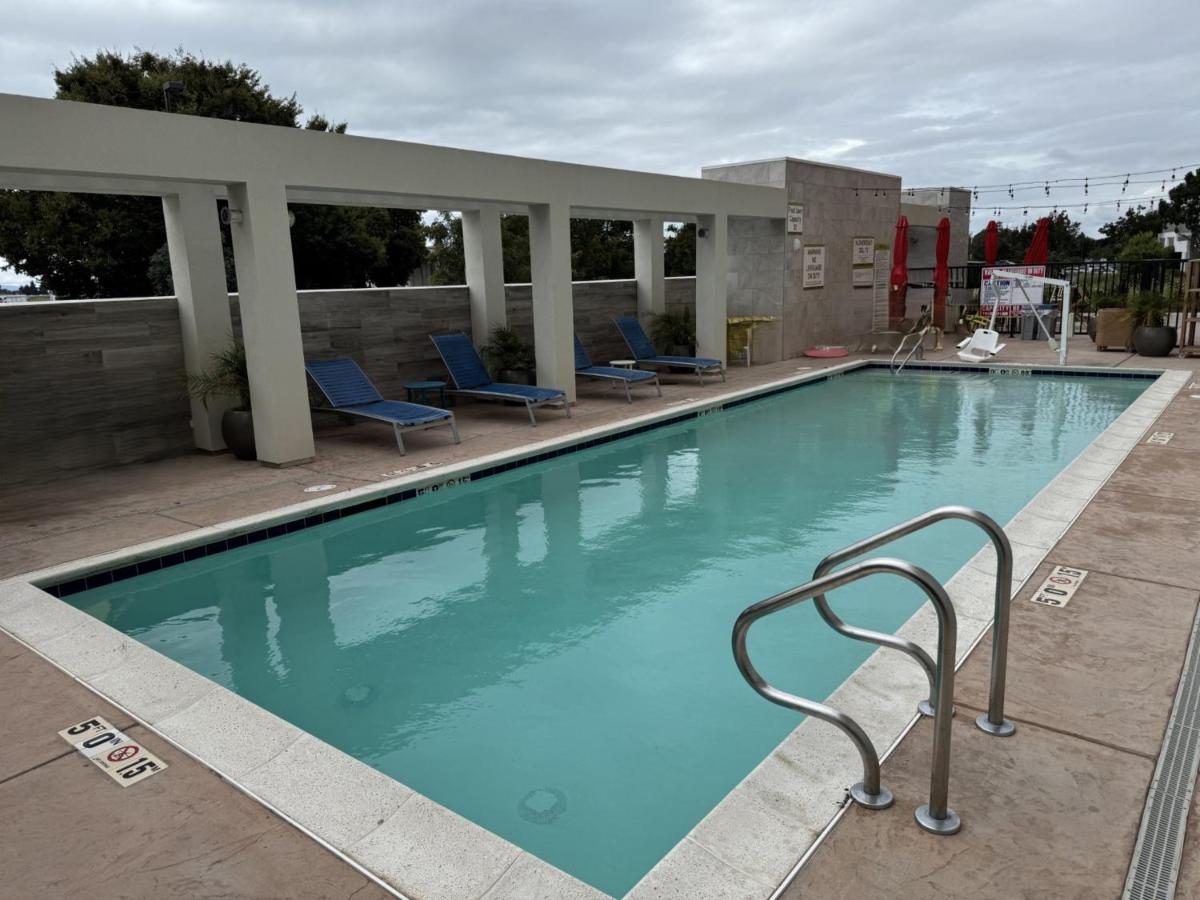 Home2 Suites By Hilton Hayward - Housity