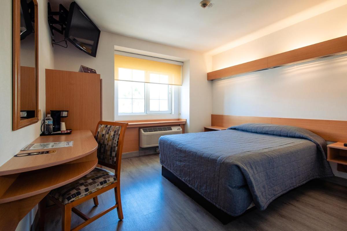 Hotel Intercity Zapopan - Housity
