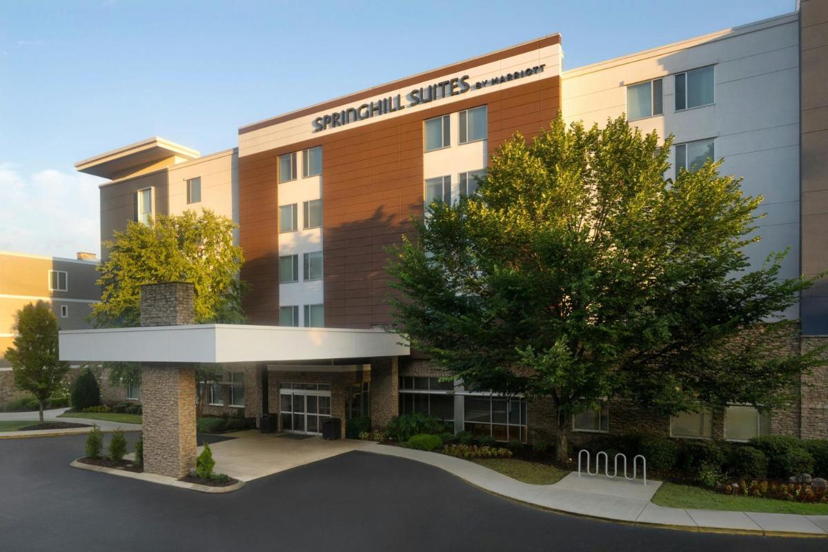 SpringHill Suites by Marriott Downtown Chattanooga/Cameron Harbor - Housity