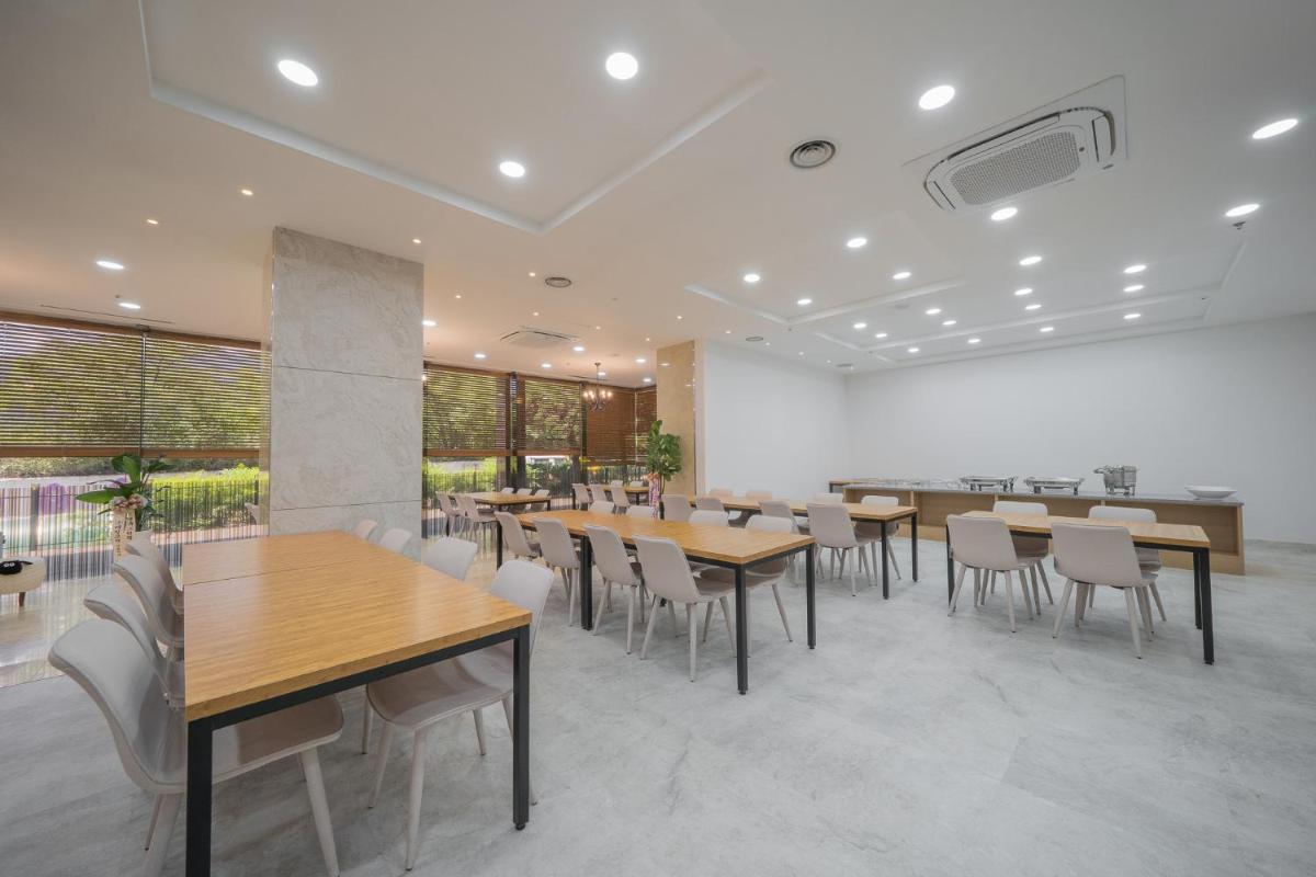 Bugok Royal Tourist Hotel - Housity