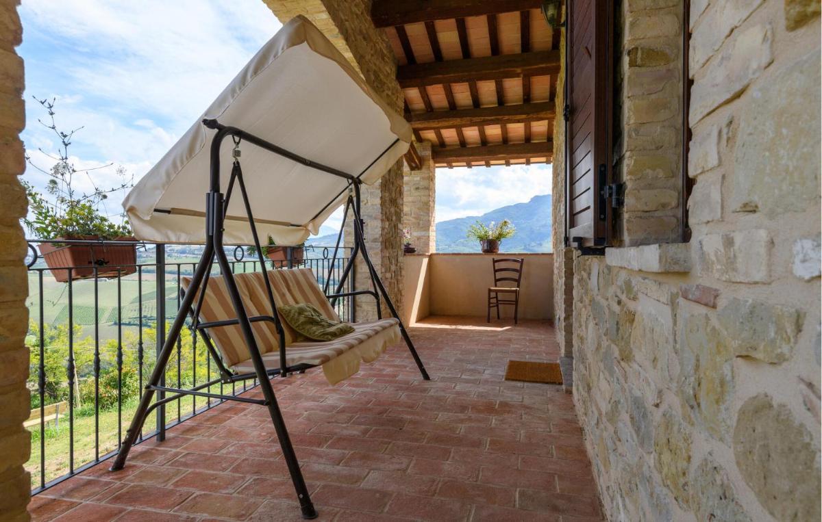 3 Bedroom Lovely Home In Montedinove - Housity