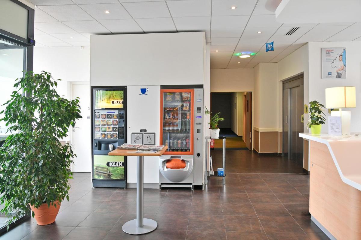 ibis budget Saint-Quentin Centre Gare - Housity