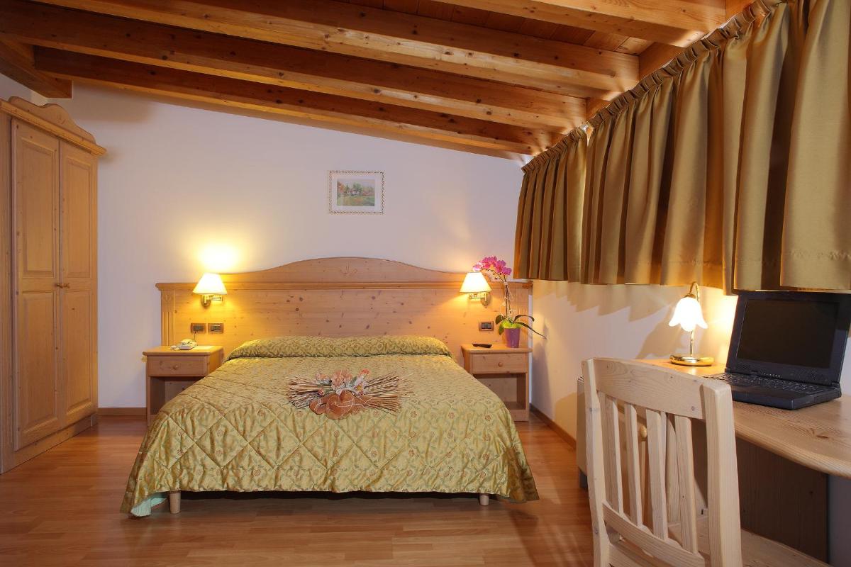 Hotel Sant'Ilario - Housity
