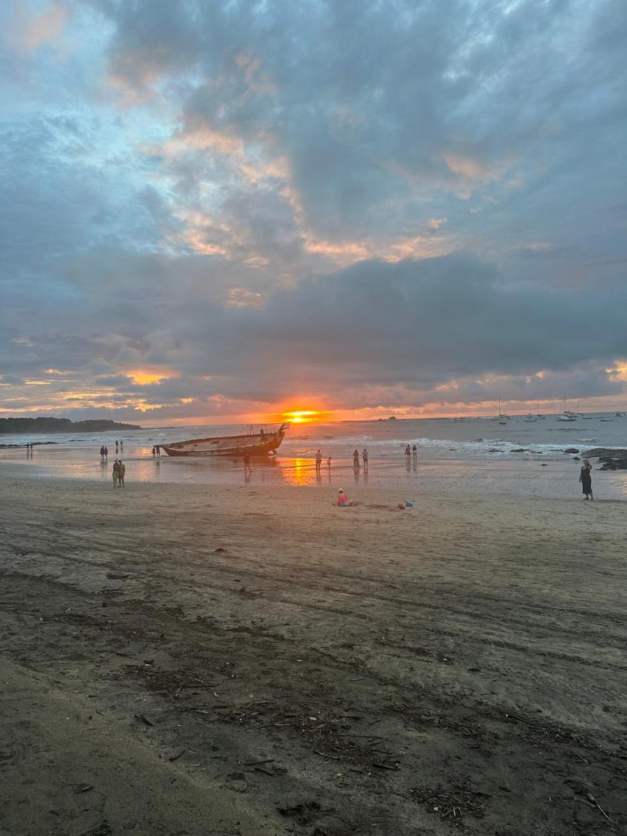 Beautiful Loft! Walk from the beach! - Housity