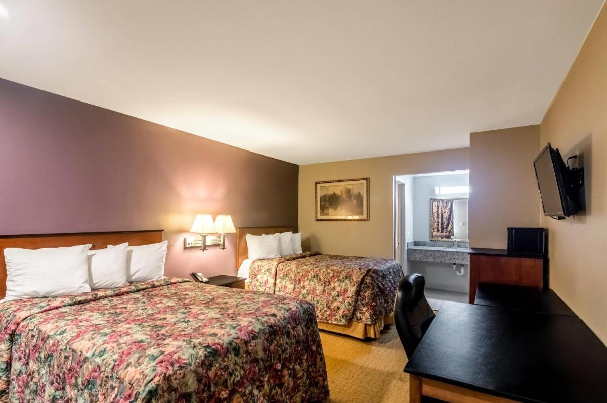 Rodeway Inn Arlington Entertainment District Area - Housity
