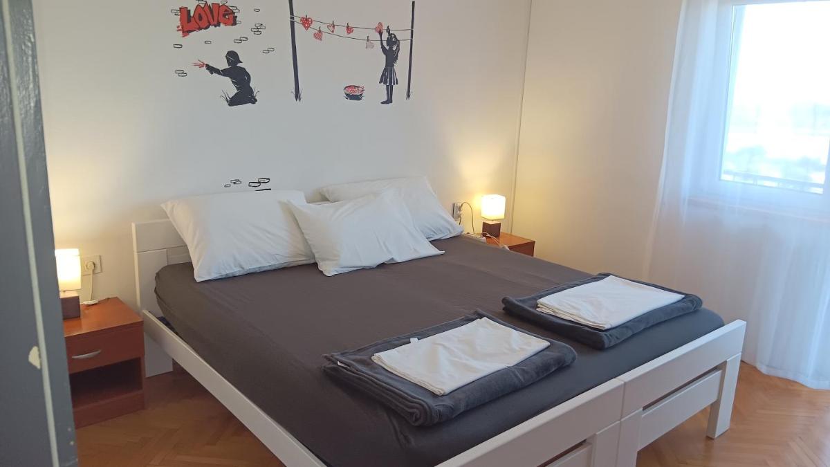Apartment Marinero Šibenik - Housity