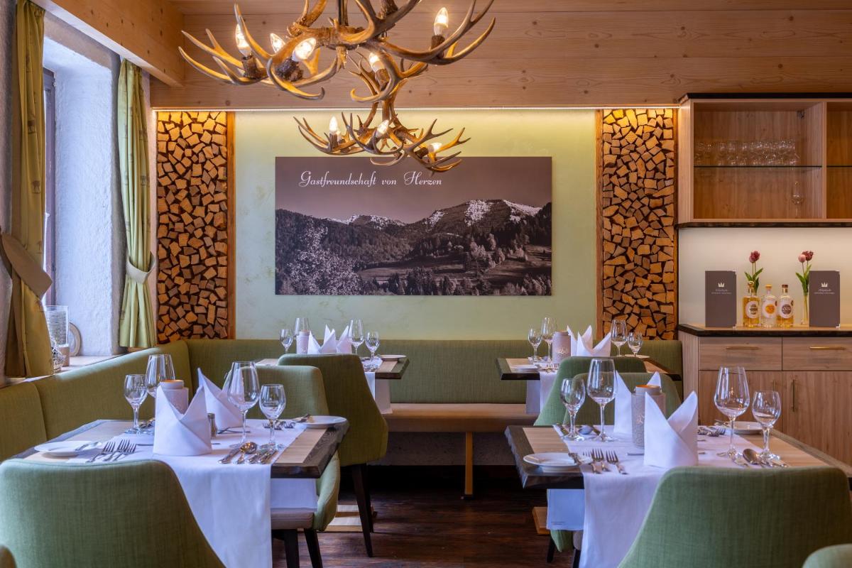 Königshof Hotel Resort - Partner von Oberstaufen PLUS und PLUS GOLF - Housity