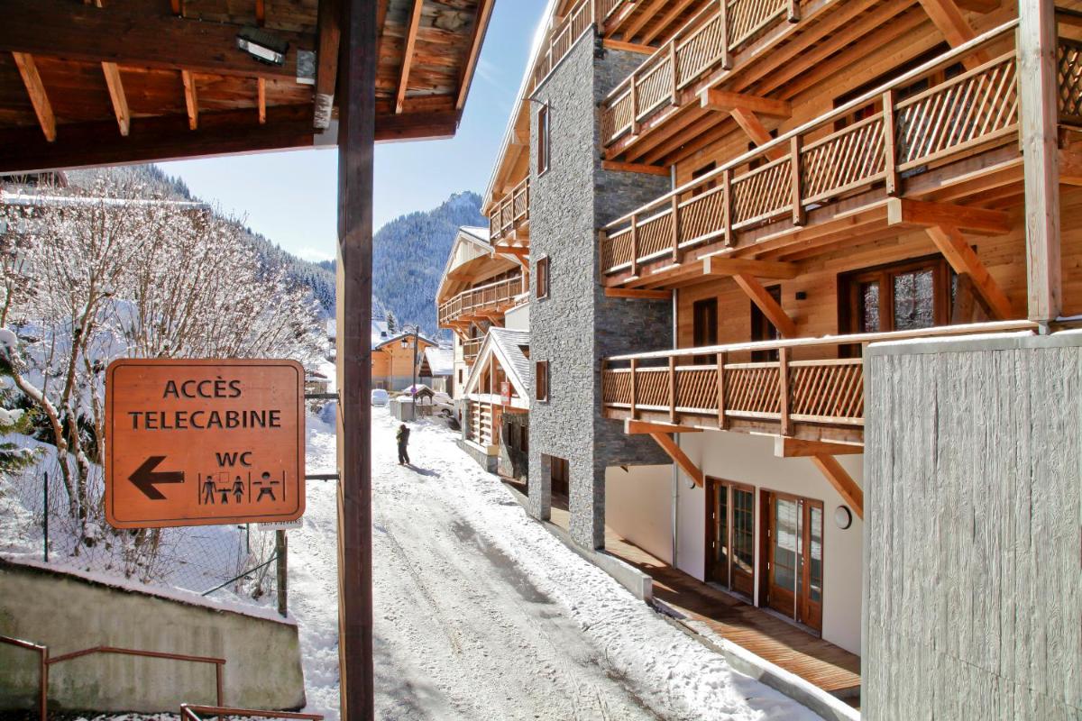 Vue générale sur la montagne ou vue sur la montagne depuis l'appart'hôtel