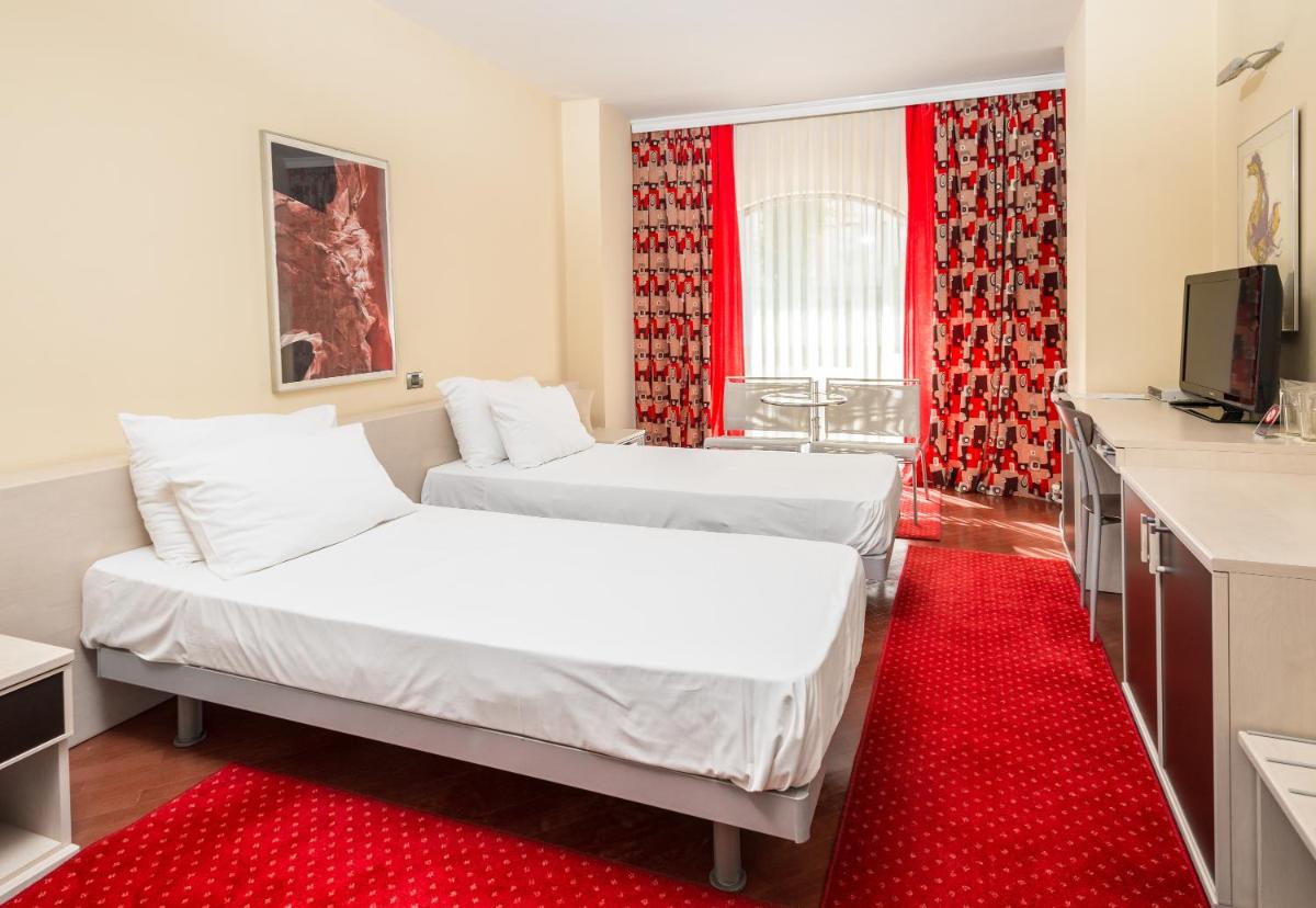 Pelister Skopje - Housity