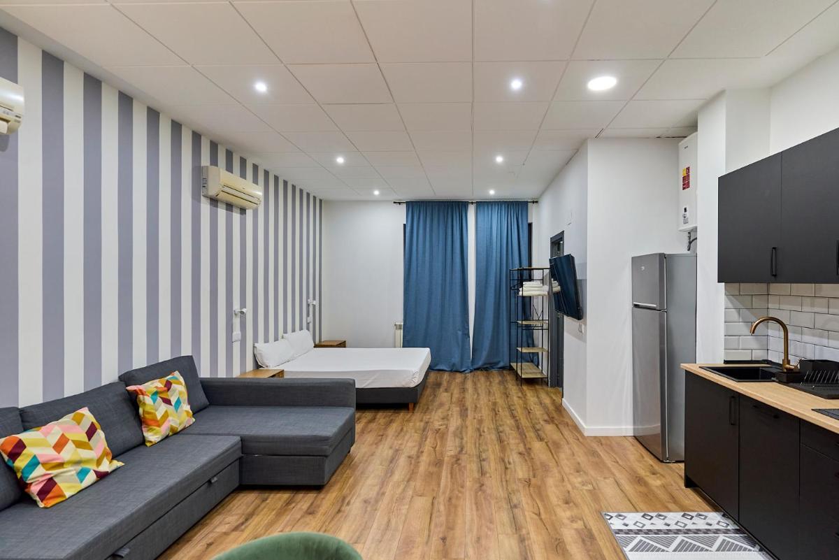 Apartamentos Margarita by gaiarooms - Housity