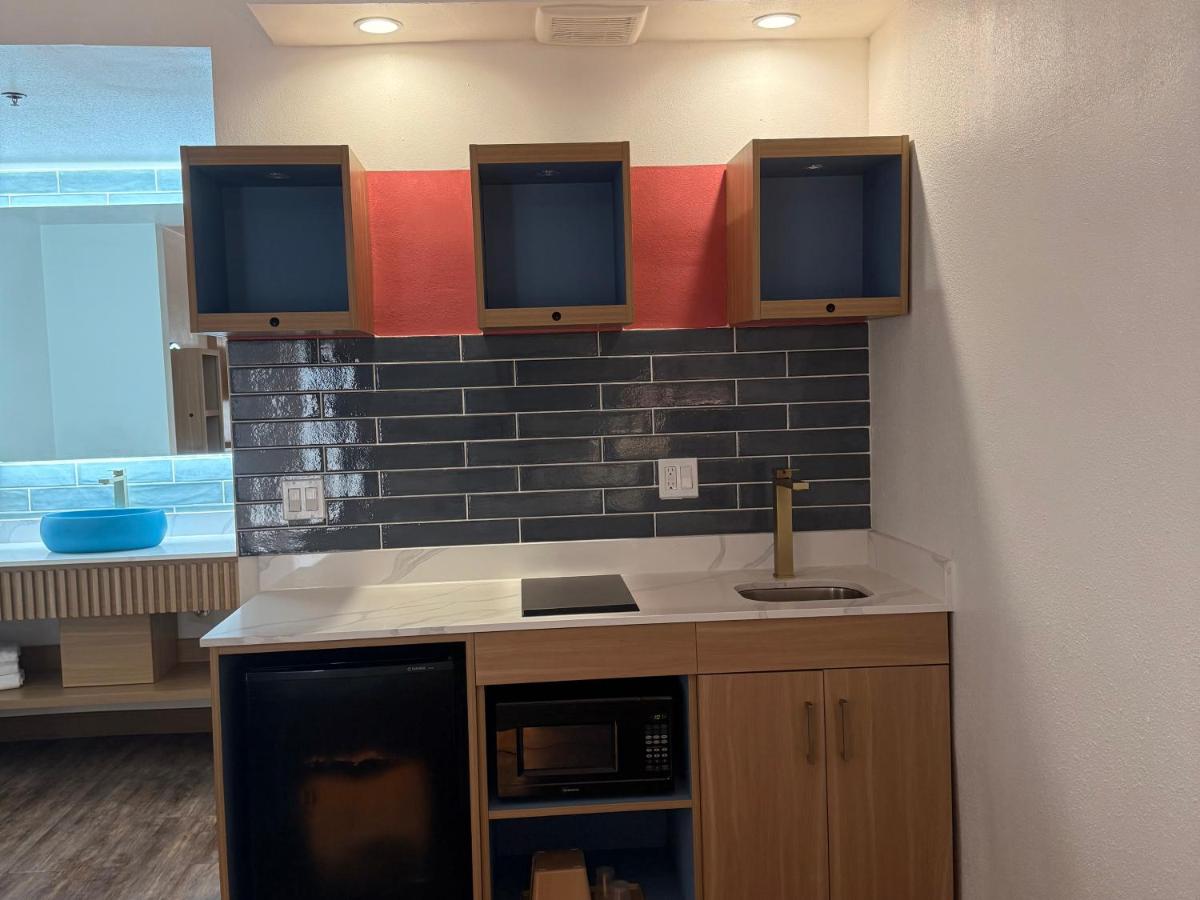 Rodeway Inn Encinitas North - Housity