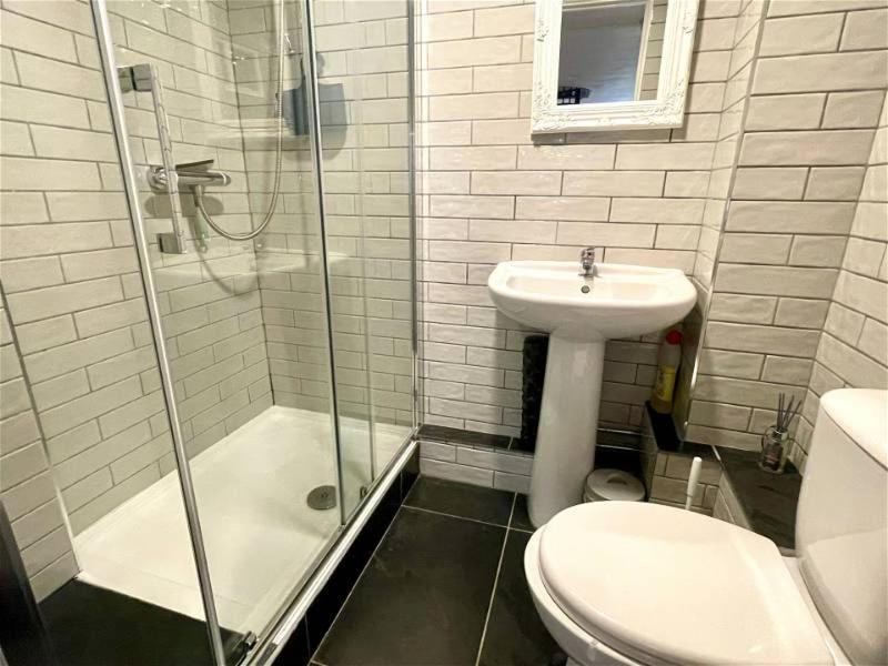 Coach House Studio, quiet, rural, pet friendly, Probus - Housity