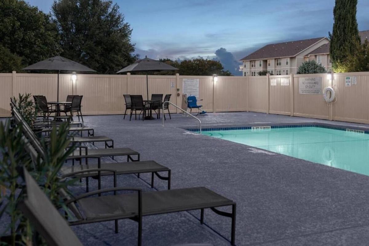 Fairfield Inn & Suites San Angelo - Housity