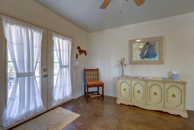 Oro Valley Guest House with Roof Top Views - Housity