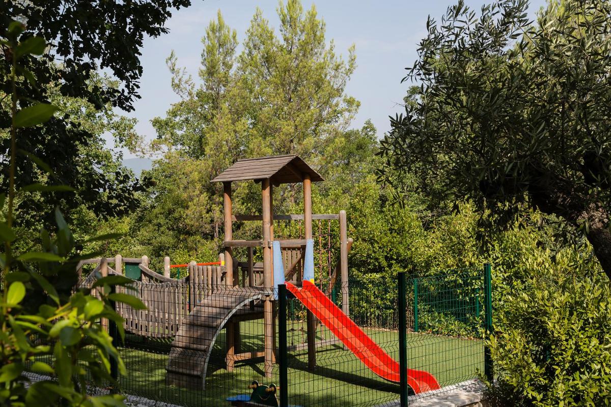 Jardin de l'établissement Terre Blanche Hotel Spa Golf Resort