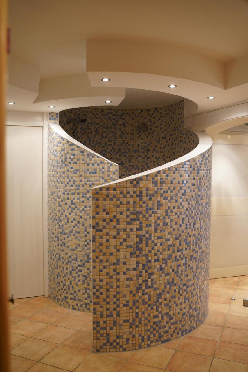 Hotel-Landpension Postwirt - Housity