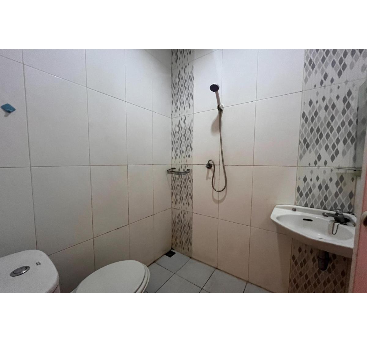 OYO 94776 Griya Cempaka - Housity