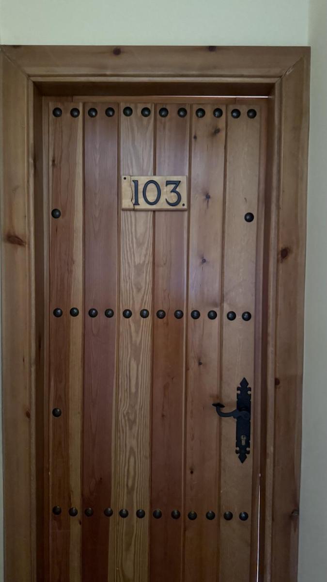 HOTEL LOS GUILOS - Housity