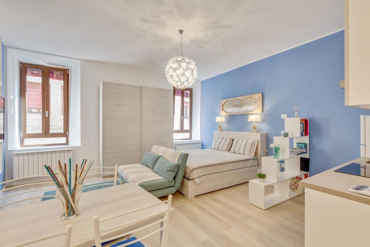 Cortevecchia#13 - Housity