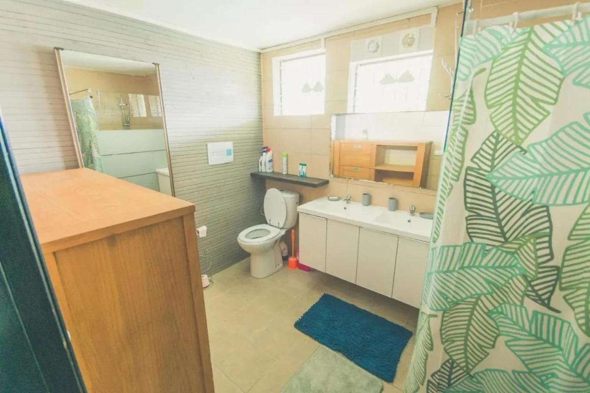 Maison charmante a Cilaos avec vue sur la montagne cheminee - Housity