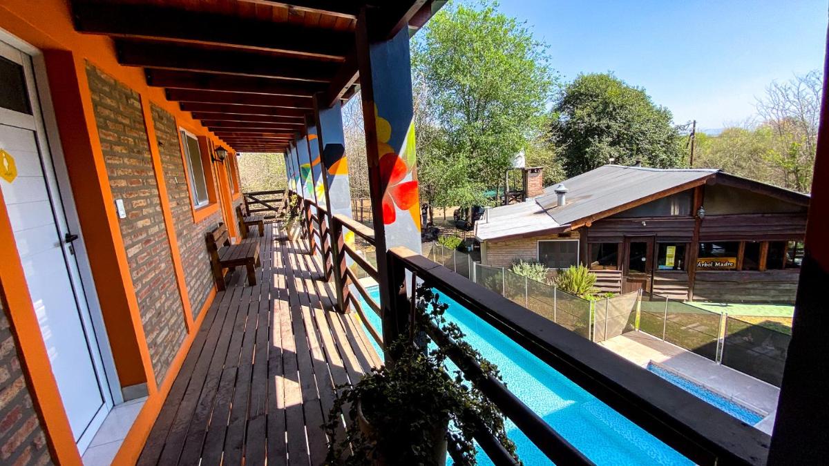 Eirú Hostel - Housity
