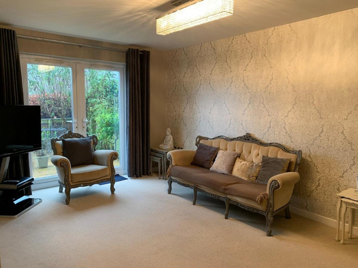 Unique Garden 2 Bed flat in Gosforth - Housity