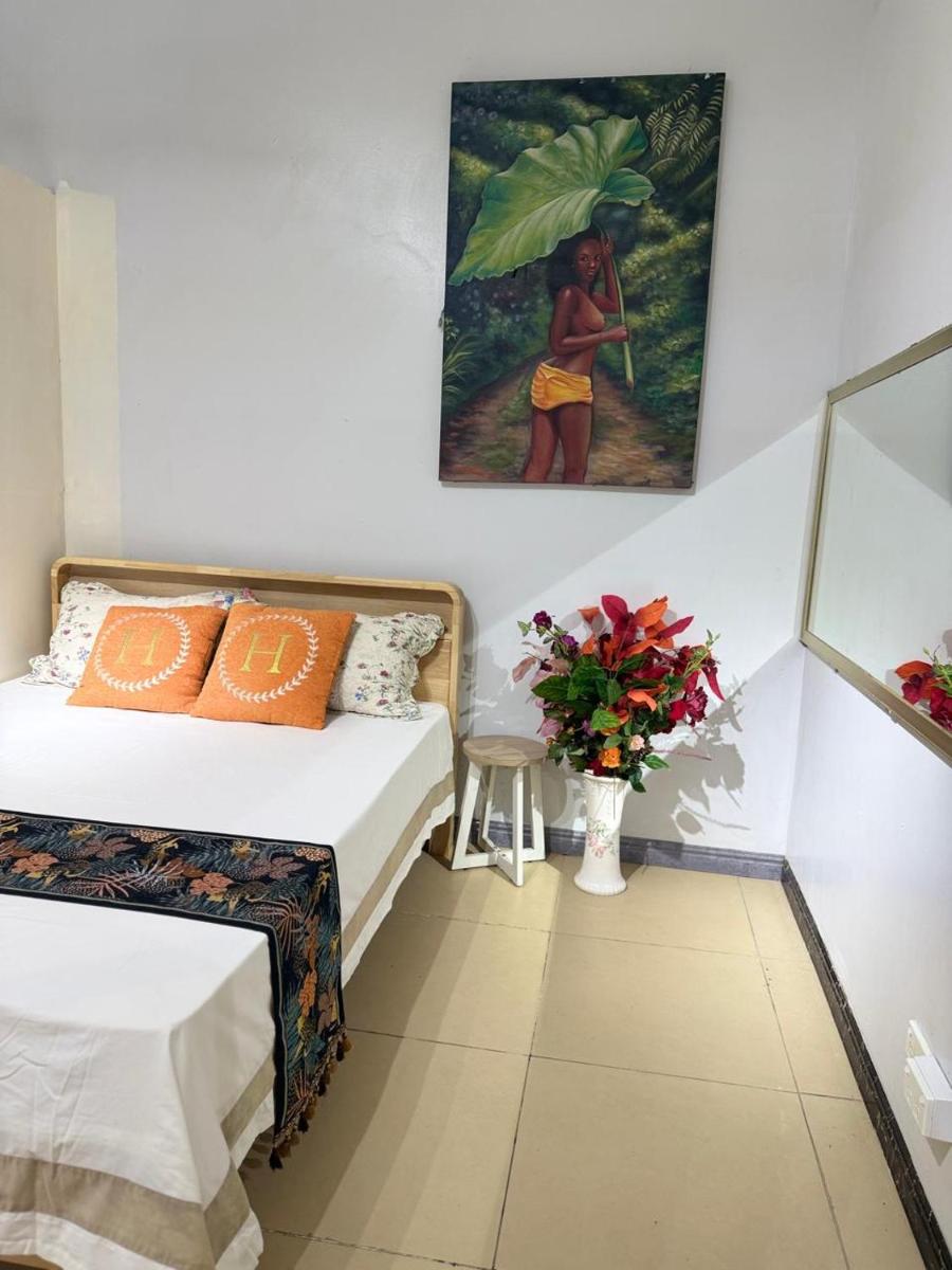 Marine Apartments - Housity