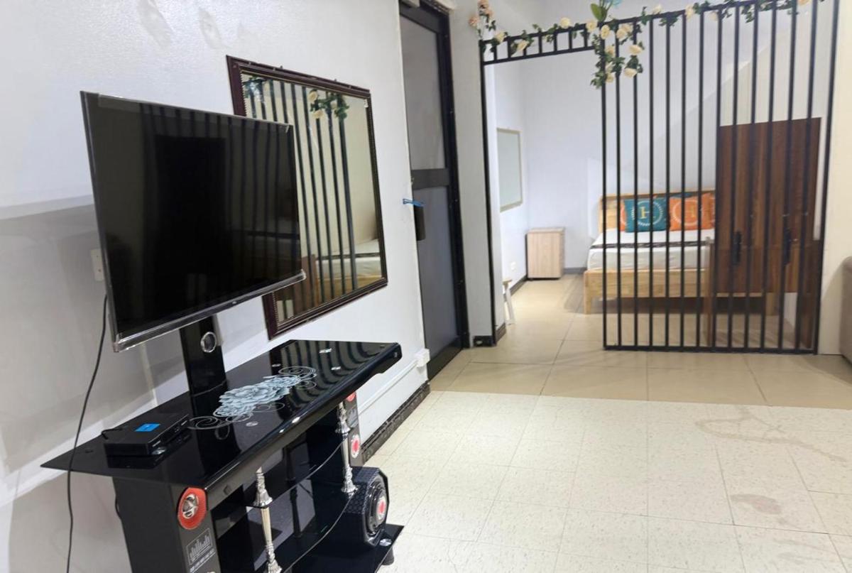 Marine Apartments - Housity