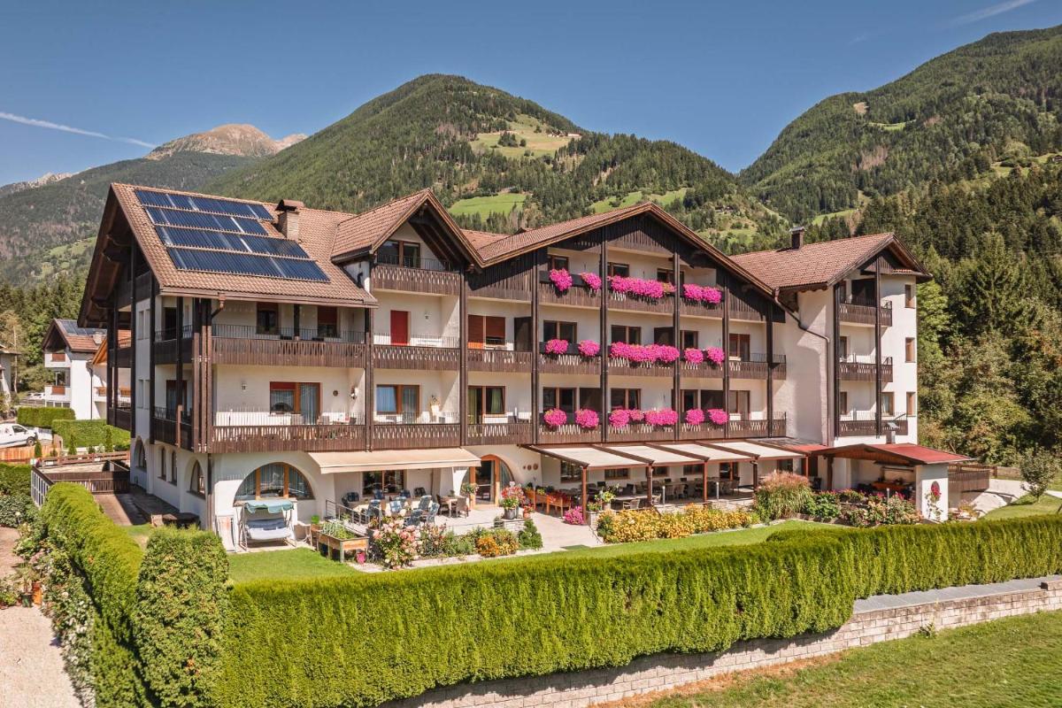 Aparthotel Panorama - Housity