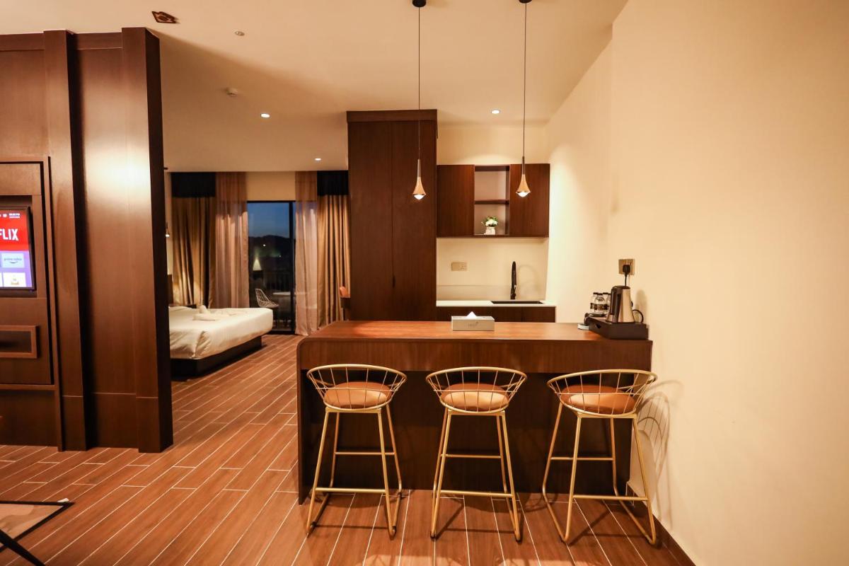 Elissa Hotel & Suites - Housity