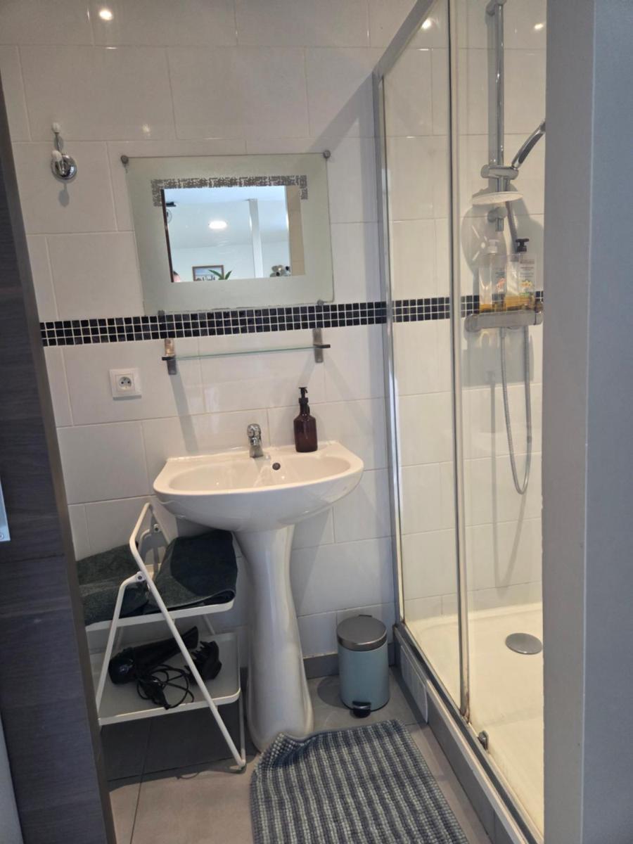 Appartement l'hay les roses - Housity