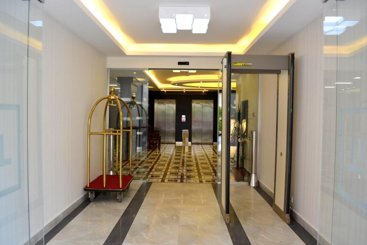Tilal Almadina Hotel & Suites - Housity