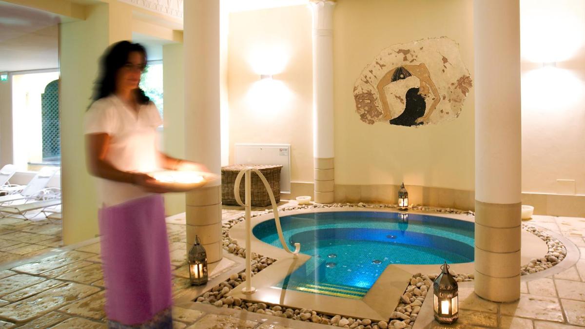 Hotel Victoria & Iside Spa - Hizvo