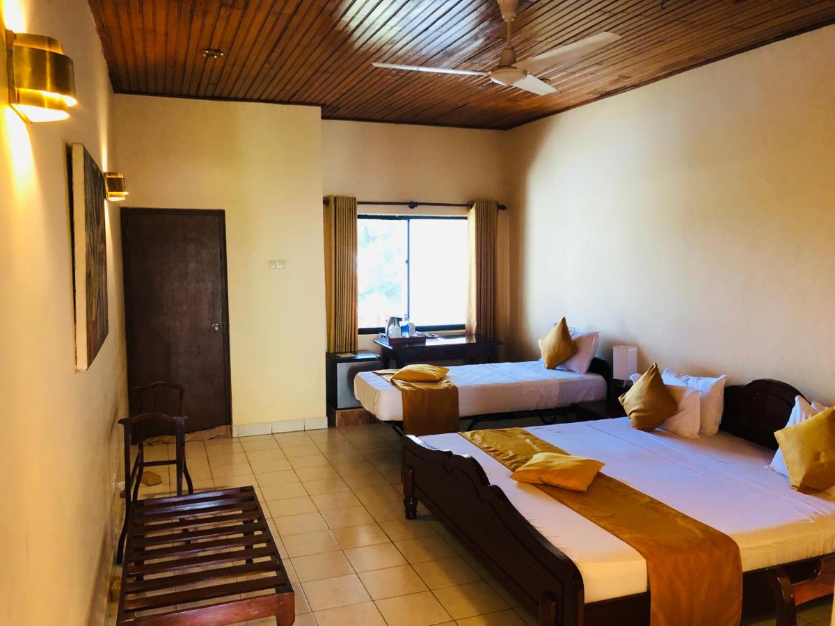 Crystal Villa Weligama - Housity