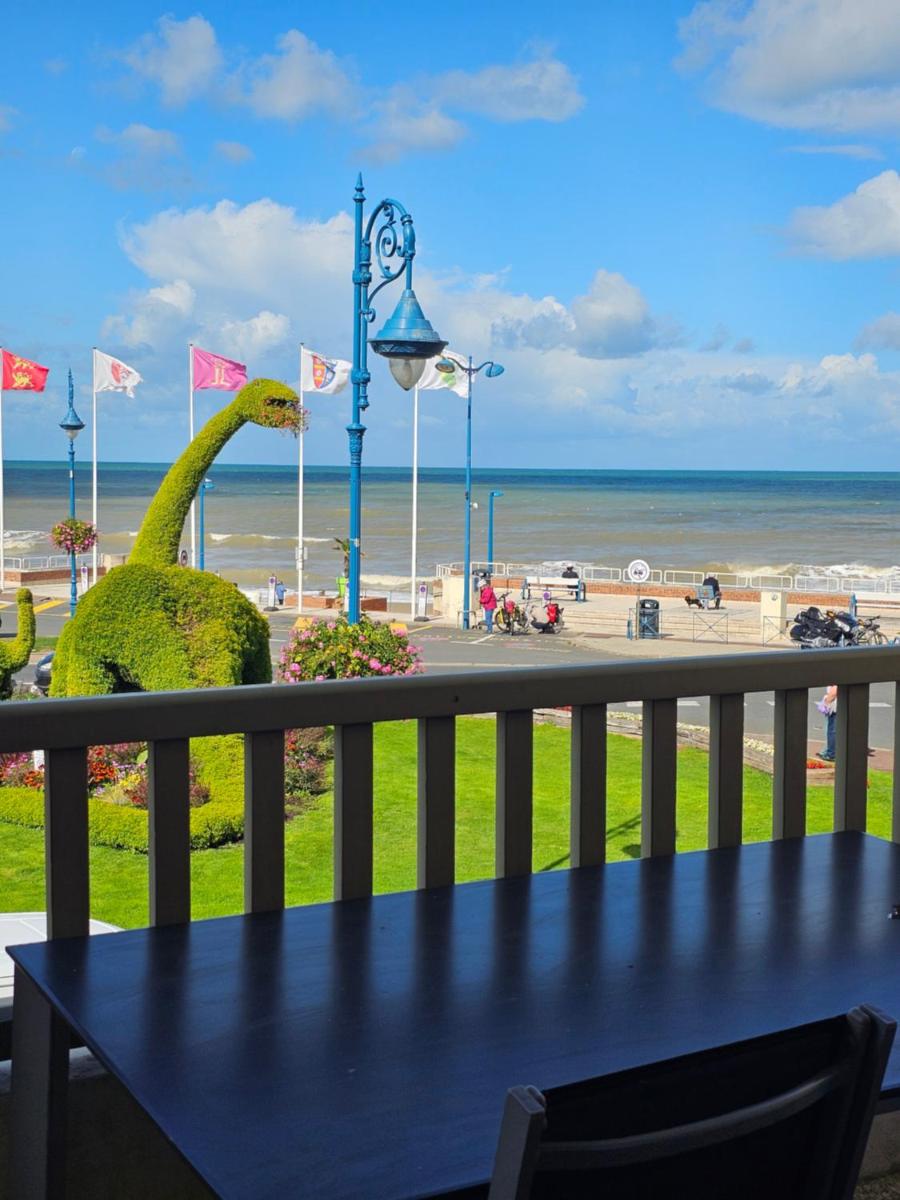 Plazza front de Mer - Housity