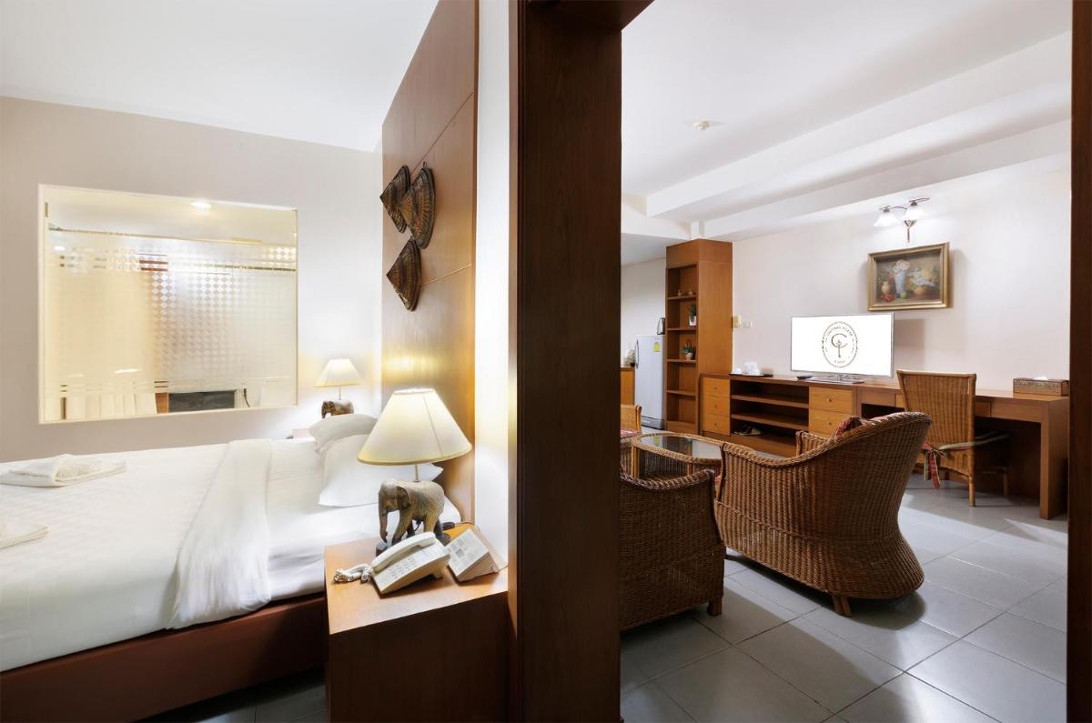 Central Place Hotel - Housity