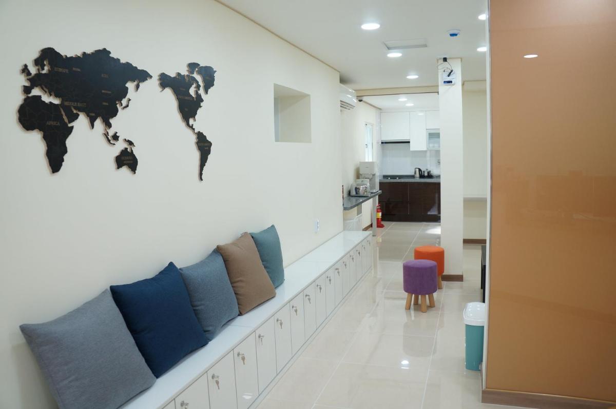 Namsan Gil House - Housity