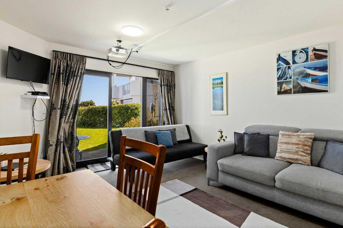 Studio 28 - Housity
